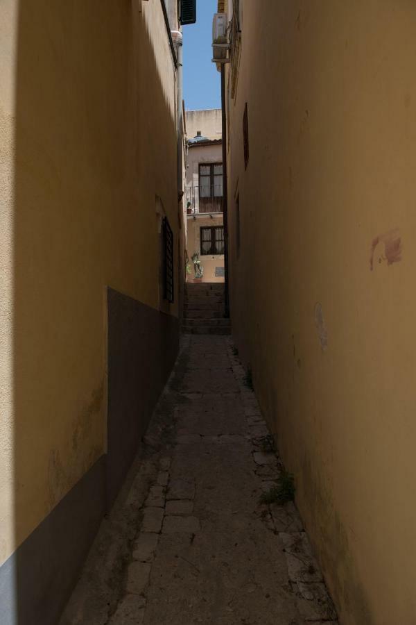 Qui Ed Ora,Guest House. Ното Екстер'єр фото